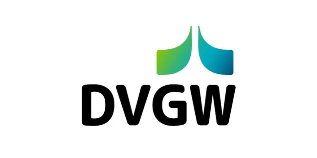 DVGW-Logo mit zwei geschwungenen, blaugrünen Formen über fetten schwarzen Buchstaben auf weißem Hintergrund.